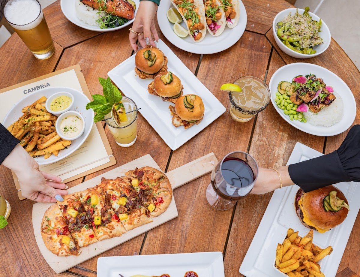 Malibu Canyon Bar & Grill Photos 2